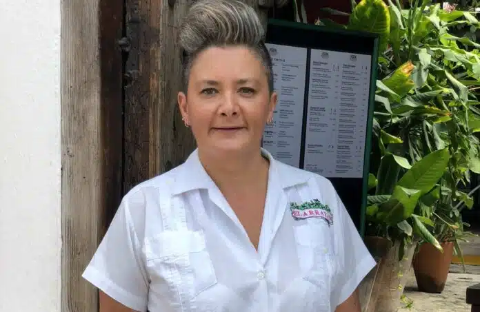 Regina at El Arráyan: a server Q&A