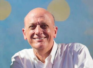 Tom Viola talks about Broadway Cares and his love for Puerto Vallarta Tom Viola