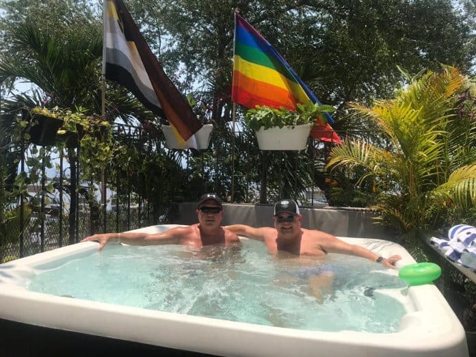 Bearadise pool party @ Casa Cúpula