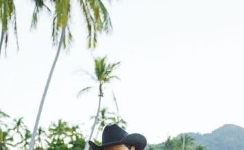 Video Preview of our Adventure! Winter/Spring 2020 Issue O&APV's Adventure Issue. Quimixto Beach. Photo: Gabriel Mejía