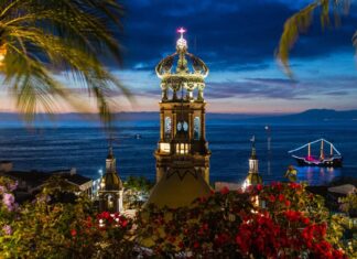 Puerto Vallarta Begins First Phase to Reopen