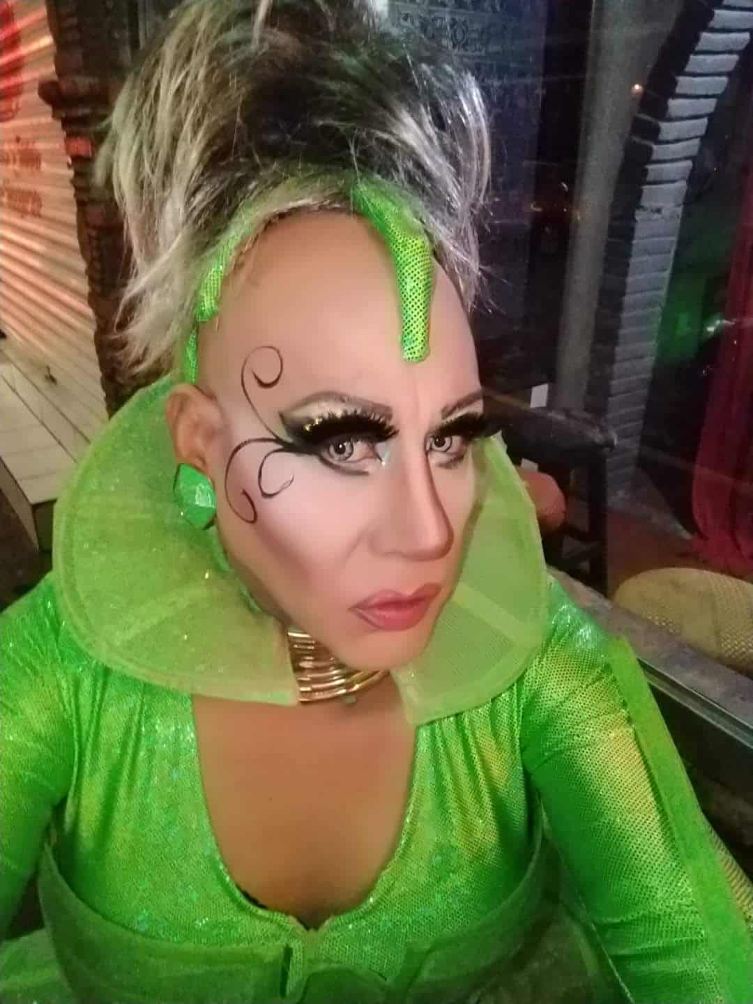 Divine Diva 20 Years Reinventing Drag — Entertainment