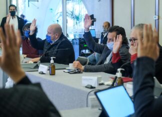 New Shutdown Has Puerto Vallarta Open But…With Restrictions Jalisco State Government Governor Enrique Alfaro health table