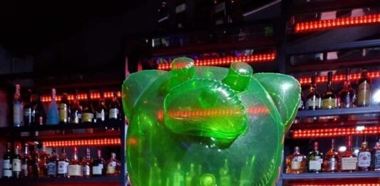 Candy Bar Restaurant Opens Its Doors in Zona Romantica