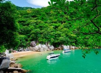 Puerto Vallarta Beaches on CNN’s list of 21 destinations for 2021 pv beach