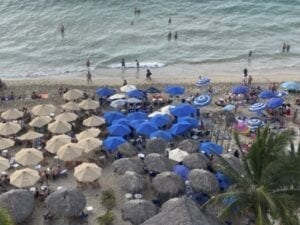 Los Muertos beach