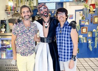 Juicy Drags Offers Fun & Creative Menu Including Vegetarian Options