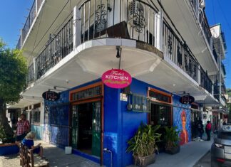 Bar Frida 4.0 Unifies Kitchen and Bar Under Casa de Frida Frida's Bar and Kitchen 4.0 has moved to the corner of Venustiano Carranza and Naranjo street.