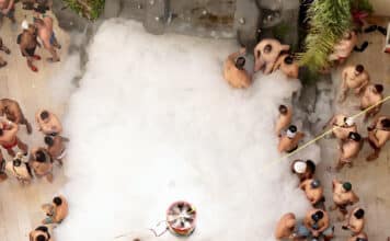 BeefDip Moves All Pool Parties to Blue Chairs Foam Party at Blue Chairs. Photo by Oscar Almeida.