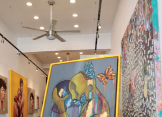 Vallarta Home to Almost 80 Art Galleries and Stores One of the many pieces of art you can find every Wednesday at the ArtWalk. This piece is at Galeria Browne. Photo by Oscar Almeida.