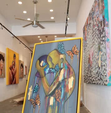 Vallarta Home to Almost 80 Art Galleries and Stores One of the many pieces of art you can find every Wednesday at the ArtWalk. This piece is at Galeria Browne. Photo by Oscar Almeida.