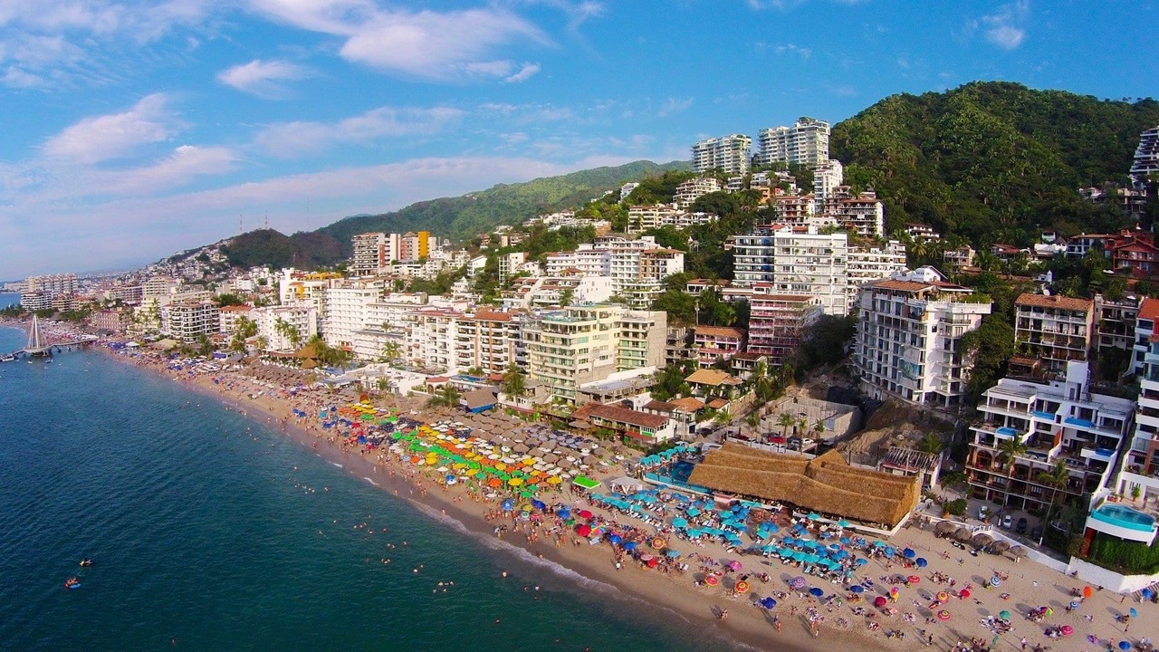 Puerto Vallarta: A Cheerful Winter Mexican Getaway - Health Journal