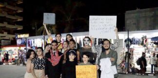Demonstration Held in Puerto Vallarta to Request Monkey Pox Vaccine Saturday, January 14, Kiki House Of Paradise held a peaceful artistic demonstration on the Malecón to inform the public about the lack of vaccinations in Mexico for Monkey Pox. Photo by Oscar Almeida.