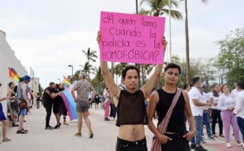 Photos: Vallarta Celebrates International Day Against Homophobia, Lesbophobia, Transphobia, and Biphobia Some photos from marchers on the International Day Against Homophobia, Lesbophobia, Transphobia, and Biphobia in Puerto Vallarta 2023 May 17 #lgbtq #queer #lgbtrights. Photos by Oscar Almeida.