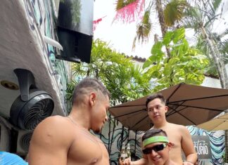 Boys, Beers and Burgers at Hotel Mercurio Beers, Boys and Burgers at Hotel Mercurio