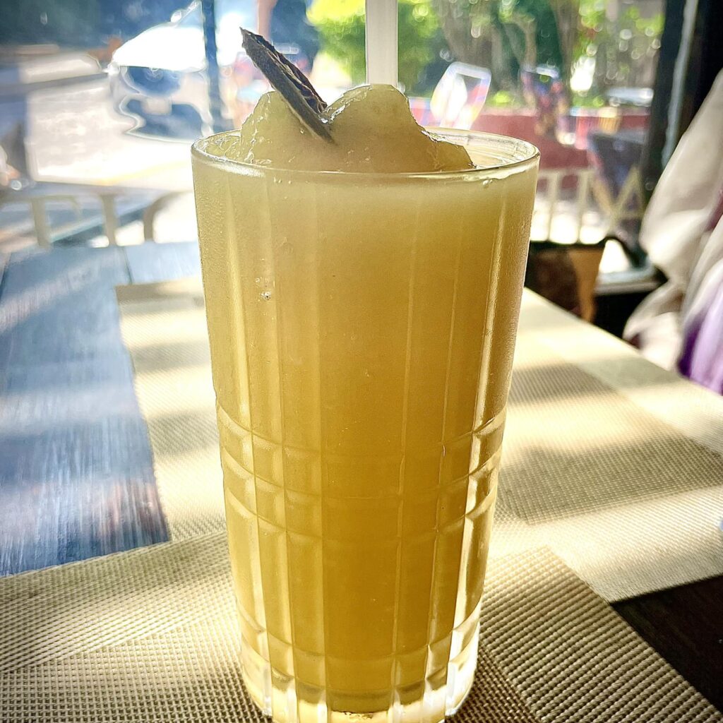 selena mango smoothie
