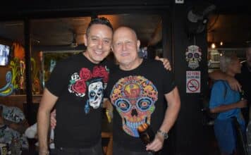 Juan Alvarado threw a birthday party for husband, Bill Williams at their bar on Lazaro Cardenas. La Catrina Cantina came alive with Kevin Anthony again singing Happy Birthday and energizing the room to dance, laugh and have fun.