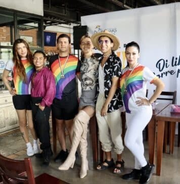 Rainbow Race Unveils Unicorn Mascot, 300 Runners Registered rainbow race group photo