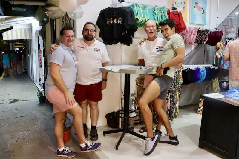 Socialize and Mingle at Puerto Vallarta Gay Mixers