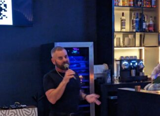 Billboard Artist Brian Kent Strikes Emotional Chord at ‘Carry Your Light’ Launch Billboard Recording Artist Brian Kent performing his uplifting new single, “Carry Your Light.”