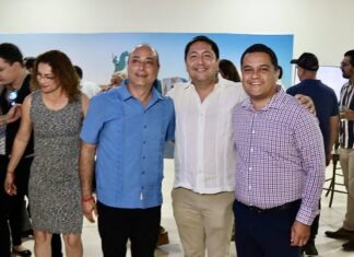 Puerto Vallarta International Convention Center Celebrates 15 Years Puerto Vallarta Interim President Lic. Francisco Martínez (blue shirt, left) and Director of the Puerto Vallarta Tourism Trust, Lic. Luis Villaseñor (white shirt, middle) at the 15th anniversary of the Puerto Vallarta International Convention Center. Photo by Oscar Almeida.
