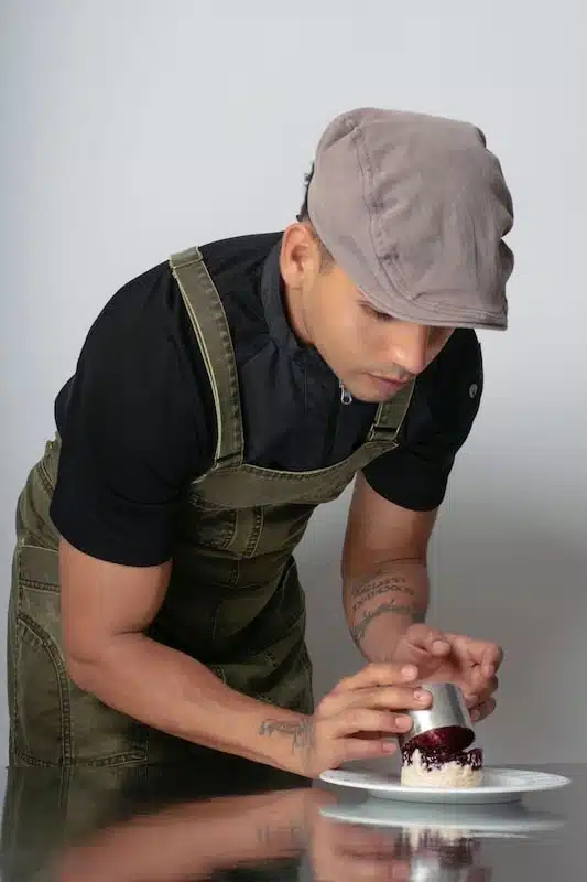 Unleashing Creativity, Chef Roman Ventura’s Private Dining Experience Wows Clients Born in Mascota, Jalisco, Chef Roman Ventura, is celebrating his 10th year in the food business in Puerto Vallarta.