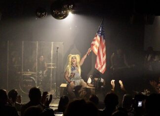 Hedwig and the Angry Inch Rocks Puerto Vallarta Hedwig is currently at The Palm for a very limited engagement. Photo by Oscar Almeida.
