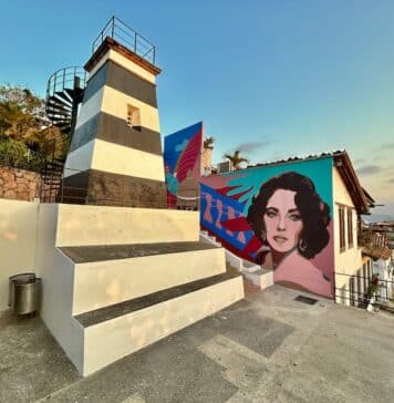 Colectivo Rompe Rescues Abandoned Lighthouse in City Center and Pays Tribute to Elizabeth Taylor Rompe unveiled their latest mural at the Faro Matamoros, paying homage to the iconic actress Elizabeth Taylor. Photo by Oscar Almeida.