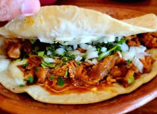 Family Affair: Three Generations Dish Up Tradition at Gorditas Rellenas Lolita Gorditas Rellenas Lolita is located on the south side of calle San Salvador three blocks south of the Mercado del Mar and the cemetery. The menu is as simple as the ambiance with a handful of seating inside and a few tables lined on the sidewalk.