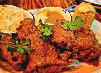 Finding Comfort in Familiar Flavors: Joe Jack’s Fish Shack Satisfies My Fried Chicken Craving Joe Jack's Fish Shack Fried Chicken. Photo by Zia Ahmad.