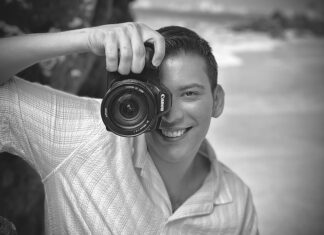 Through the Lens of Pride: Oscar Almeida Wins Best Gay Photographer Award Oscar Almeida