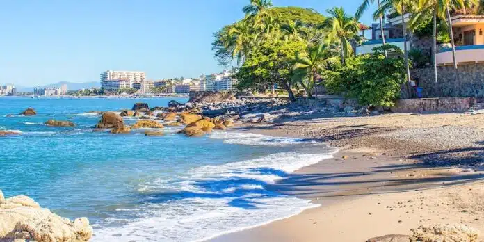 Location is Key: Puerto Vallarta Hottest areas to Invest Location is Key: Puerto Vallarta Hottest areas to Invest When it comes to investing in real estate, location is one of the most crucial factors that determines the long-term value and desirability of your property.