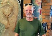 Exploring the Artwork of Luc Gauthier: A Visionary in Glass Artistry Luc Gauthier
