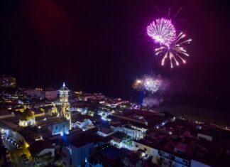 Puerto Vallarta Prepares for Large Tourist Influx for New Year’s Eve NYE fireworks