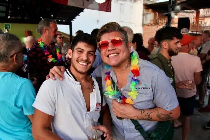 Photos: Gay Mixer at No Se Nada no se nada mixer