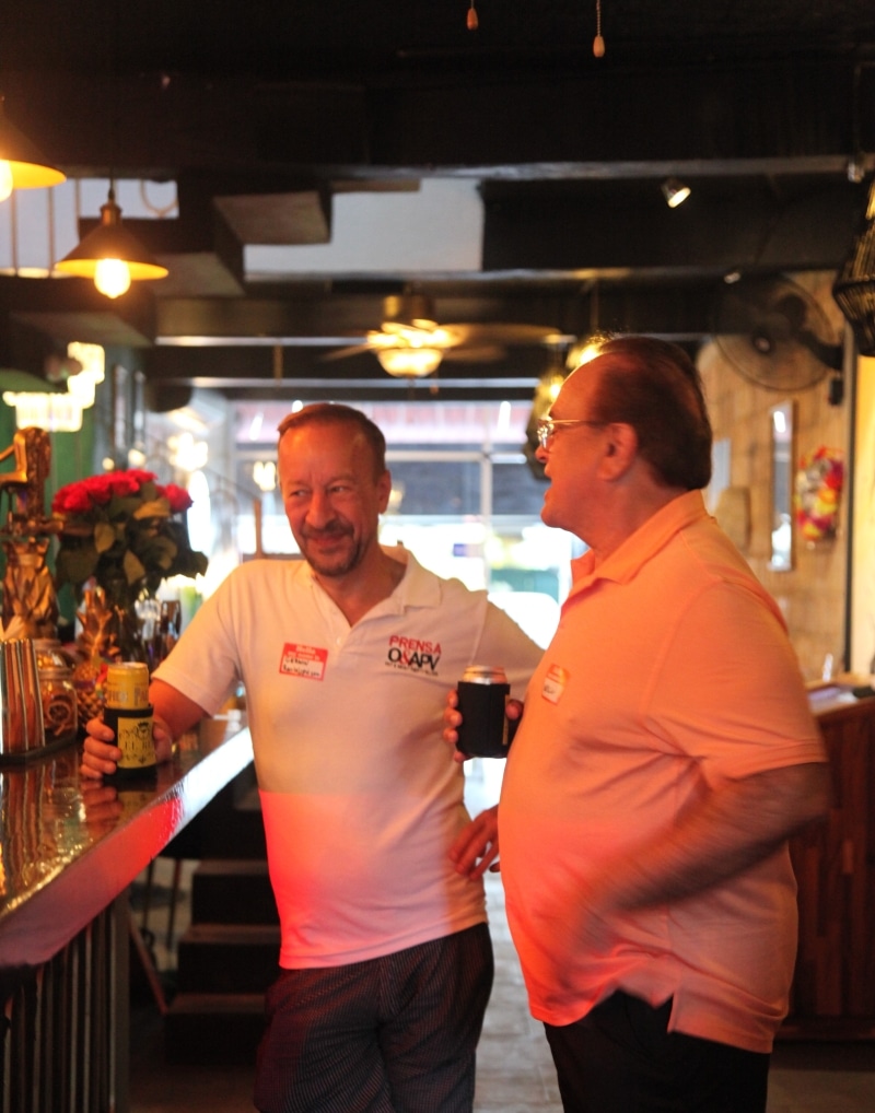 El Rey BBQ Gay Mixer
