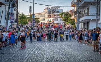 Vallarta Pride Parade Reaches New Attendance Mark stimates indicated more than 30,000 spectators lined the streets Thursday to observe the procession, which has grown to become a significant attraction for LGBTQ+ tourism in Latin America.