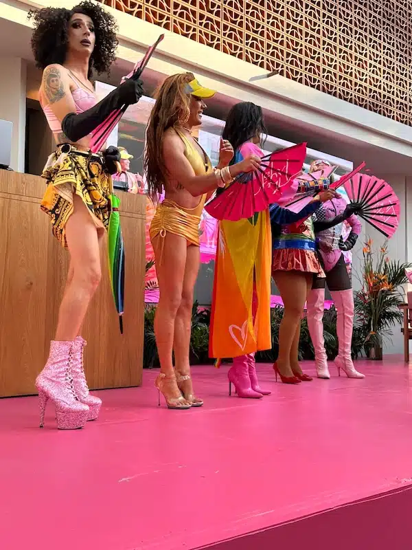 Adrenaline in Heels – Drag Derby Takes Over Calle Pulpito drag derby tryst