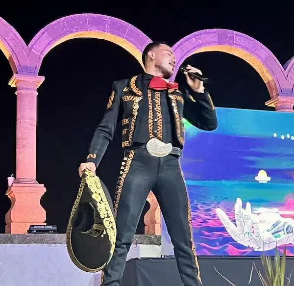 Photos: LGBTQ+ Performers Open Pride Week lgbtq+ performers