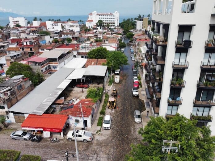 The Colonial condominium water project 1