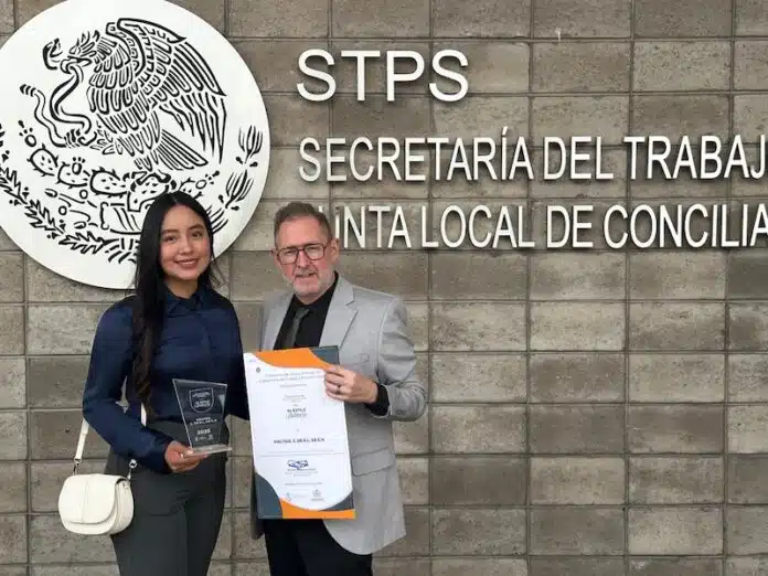 PVRPV Honored with Prestigious ‘Distintivo de Responsabilidad Laboral’ Award On October 16th Esmeralda Jimenez, director of Human Resources & Jamie Alexander, director of Business Development, traveled to Guadalajara, Jalisco, to receive the award from the Secretary of Labor & Social Welfare, Ricardo Barbosa Ascencio..jpeg