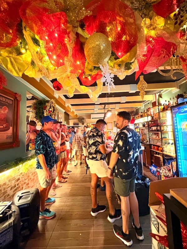 jorge's bar one year 19