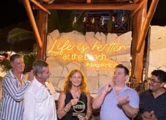 Photos: AMPI Vallarta Hosts Posada at Daiquiri Dick’s ampi vallarta