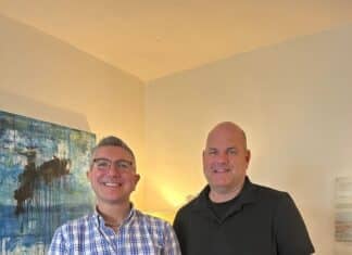 Shared Space, Shared Vision: A New Hub for Mental Health in Zona Romántica Stan Wagner of Puerto Vallarta Neurofeedback and Adrian López of Inland Mental Health Services