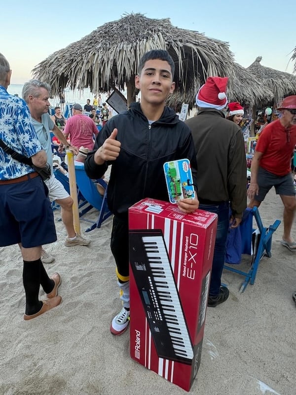 toy giveaway 25 years 9