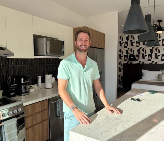 Paul Trimmer Helps Clients Navigate Puerto Vallarta’s Real Estate Market progressive open house