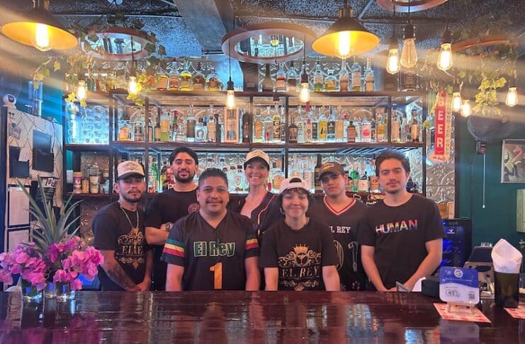 El Rey Bar & Grill: A Passion for Smoke in the Heart of Versalles El rey bar & restaurant