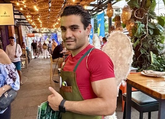 Valentine’s Night Shines in Puerto Vallarta’s Zona Romántica valentines day 2026 8