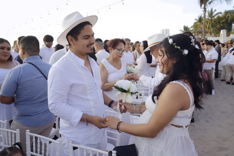 boda masiva arcos