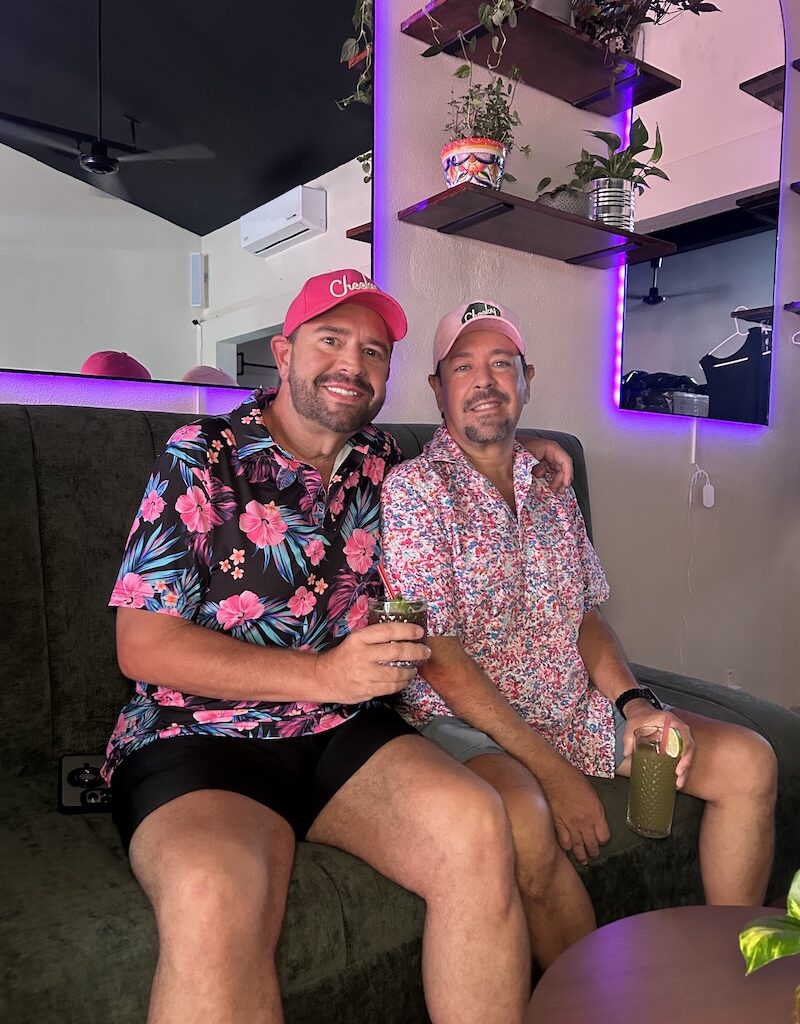 Jason Mark y Victor Piña.